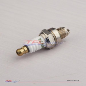 Tin Fu Lung Model Accessories Small Pine 26CC Engine Sparks Plug CMR7A Anti-Interference Spark Plug QJ Flame
